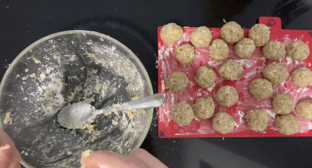 ALBONDIGAS DE POLLO