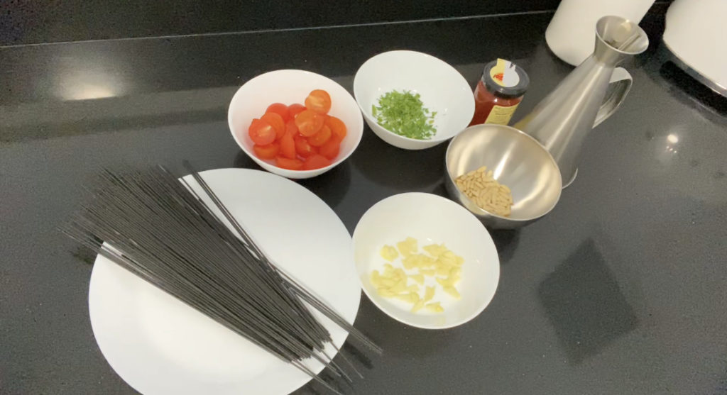 INGREDIENTES DE ESPAGUETI NEGRO DE SEPIA