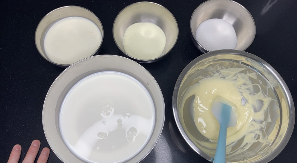 HELADOS CASEROS CHOCOLATE BLANCO ingredientes necesarios para la receta